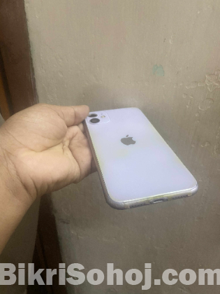 iphone 11 camera and body